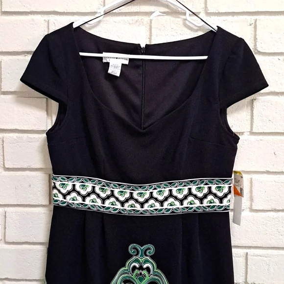 London Style Black/Green Paisley Businesses/Casual Dress. Sze 10 NWT - Picture 2 of 8